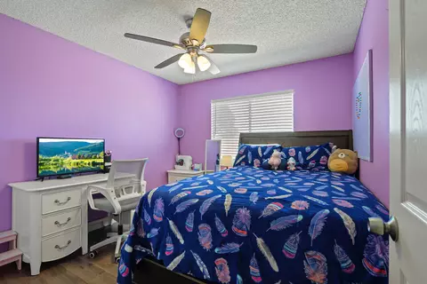727 Trixis Ave, Lancaster, CA 93534 photo 15