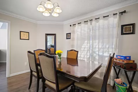 727 Trixis Ave, Lancaster, CA 93534 photo 8