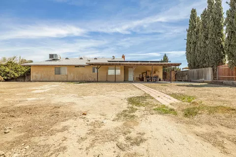 41013 Fieldspring St, Lake Los Angeles, CA 93535 photo 29