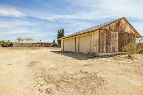 41013 Fieldspring St, Lake Los Angeles, CA 93535 photo 23