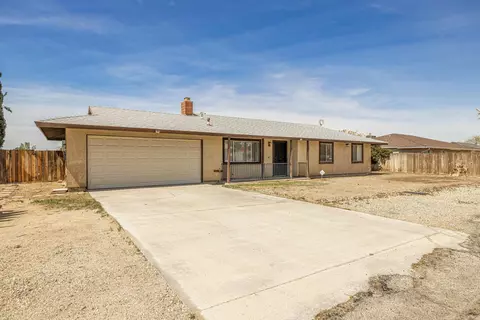 41013 Fieldspring St, Lake Los Angeles, CA 93535 photo 3