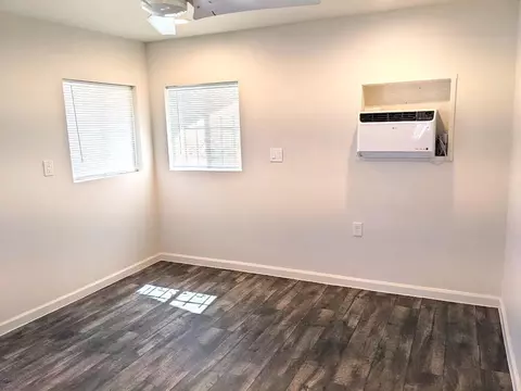 15857 L St, Mojave, CA 93501 photo 5