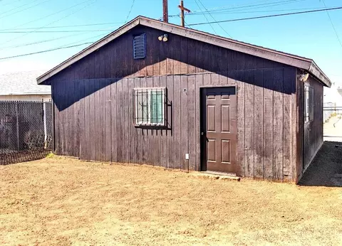 15857 L St, Mojave, CA 93501 photo 11