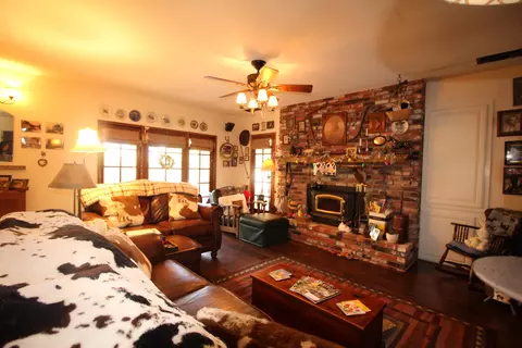 44589 Lowtree Ave, Lancaster, CA 93534 photo 28