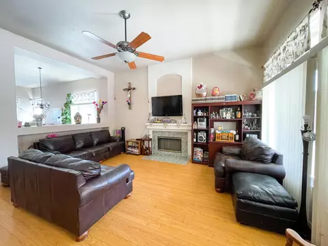 36813 E 37th St, Palmdale, CA 93550 photo 5