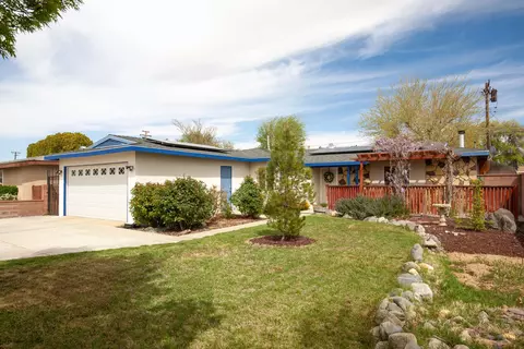 44926 W 16th St, Lancaster, CA 93534 photo 1