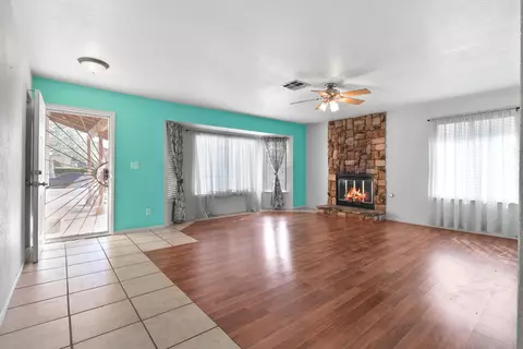 1851 Nessa Dr, Lancaster, CA 93535 photo 7