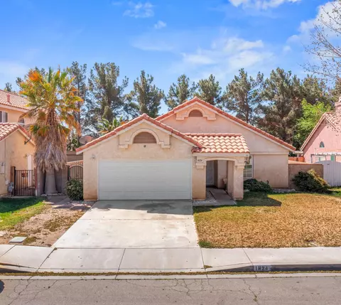 1824 E Norberry St, Lancaster, CA 93535 photo 1
