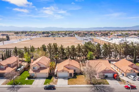1824 E Norberry St, Lancaster, CA 93535 photo 13