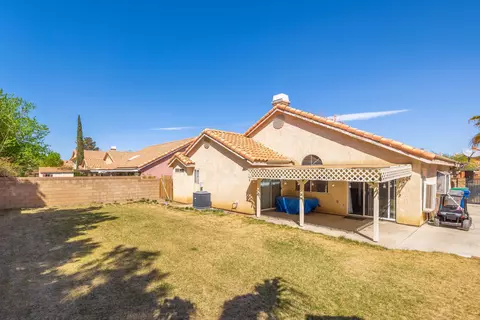 1824 E Norberry St, Lancaster, CA 93535 photo 11