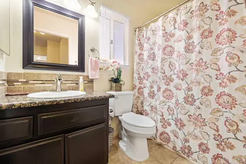 1824 E Norberry St, Lancaster, CA 93535 photo 8