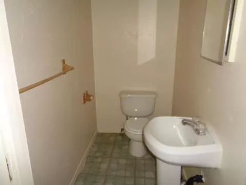 4466 E Lancaster Blvd, Lancaster, CA 93535 photo 20