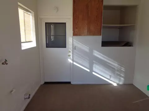 4466 E Lancaster Blvd, Lancaster, CA 93535 photo 8