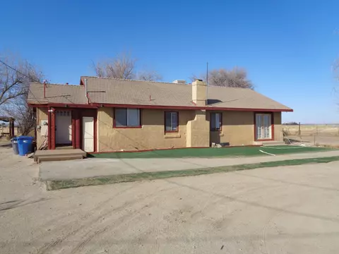 4466 E Lancaster Blvd, Lancaster, CA 93535 photo 1