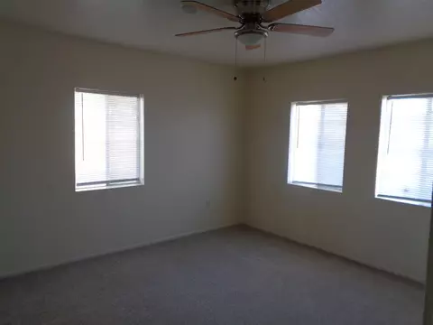 4466 E Lancaster Blvd, Lancaster, CA 93535 photo 22