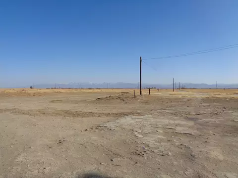 4466 E Lancaster Blvd, Lancaster, CA 93535 photo 5