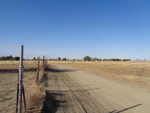 4466 E Lancaster Blvd, Lancaster, CA 93535 photo 27