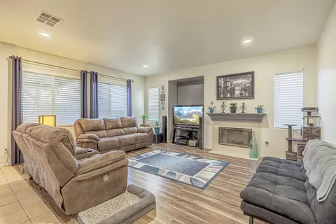 6046 Ryans Pl, Lancaster, CA 93536 photo 12