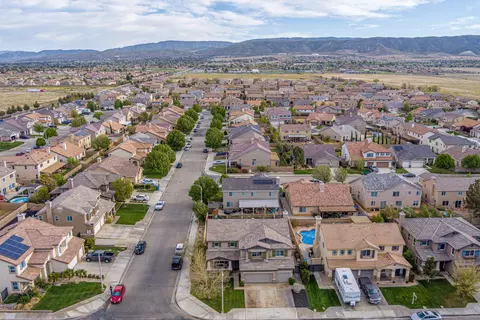 6046 Ryans Pl, Lancaster, CA 93536 photo 42