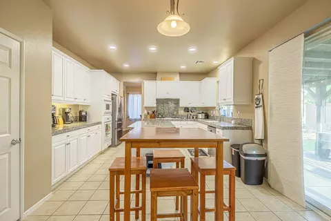 6046 Ryans Pl, Lancaster, CA 93536 photo 14