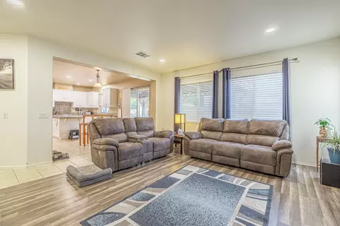 6046 Ryans Pl, Lancaster, CA 93536 photo 13