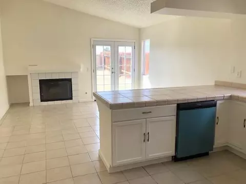 45339 Sontera Ave, Lancaster, CA 93535 photo 8