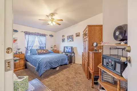 2121 Avenue I E #SPC 33, Lancaster, CA 93535 photo 23