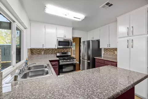 44003 Andale Ave, Lancaster, CA 93535 photo 17