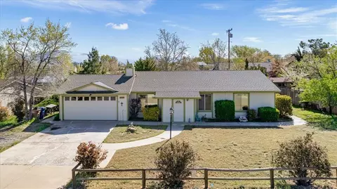 21310 Santa Barbara Dr, Tehachapi, CA 93561 photo 1