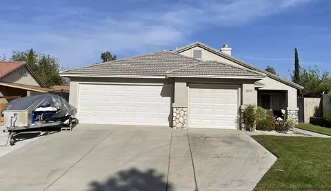 36728 30th St E, Palmdale, CA 93550 photo 1