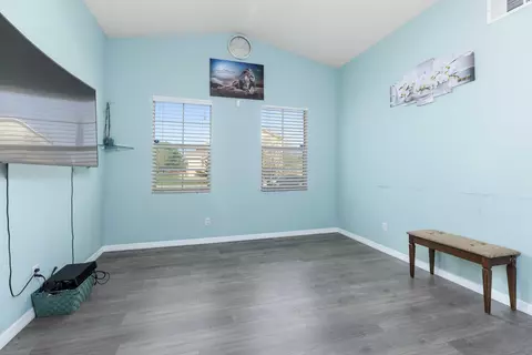 44022 Marbella St, Lancaster, CA 93536 photo 4