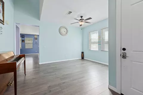 44022 Marbella St, Lancaster, CA 93536 photo 6