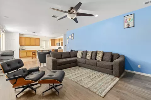 44022 Marbella St, Lancaster, CA 93536 photo 11