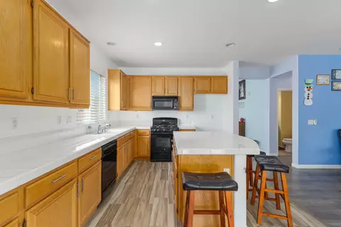 44022 Marbella St, Lancaster, CA 93536 photo 15
