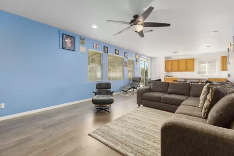 44022 Marbella St, Lancaster, CA 93536 photo 10