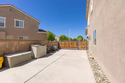 44022 Marbella St, Lancaster, CA 93536 photo 45