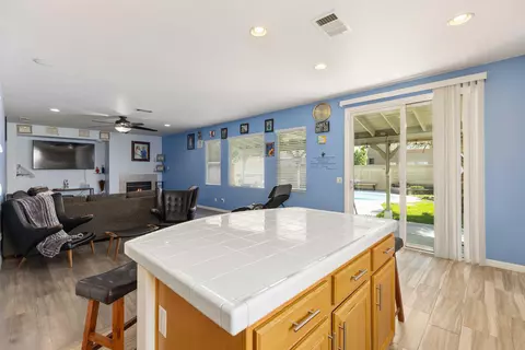 44022 Marbella St, Lancaster, CA 93536 photo 17