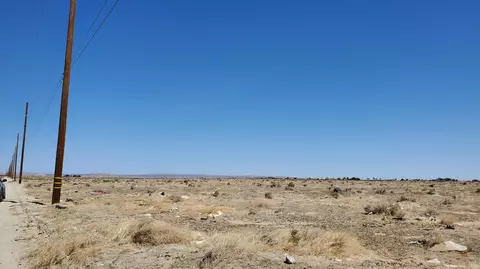 10 Th St West Near Ave F-10, Lancaster, CA 93534