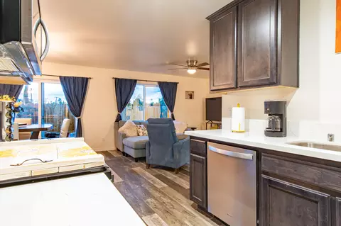 407 Jonathan Pl, Tehachapi, CA 93561 photo 5