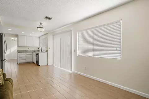 37636 19th St E, Palmdale, CA 93550 photo 17