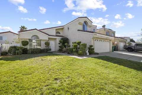 37636 19th St E, Palmdale, CA 93550 photo 1