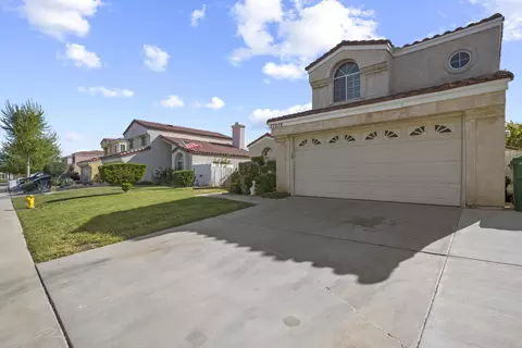 37636 19th St E, Palmdale, CA 93550 photo 2