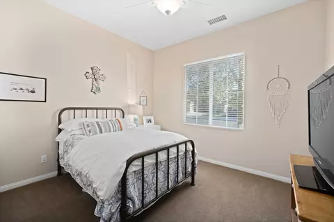 3033 Albret St, Lancaster, CA 93536 photo 21