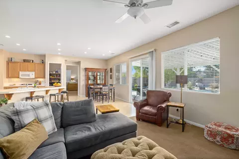 3033 Albret St, Lancaster, CA 93536 photo 7