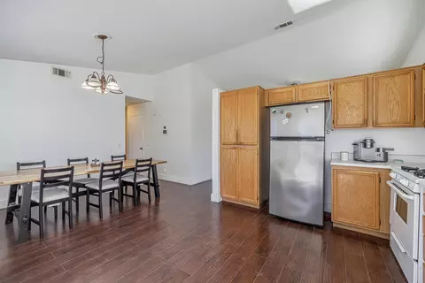 3337 Knott Ct, Lancaster, CA 93535 photo 9