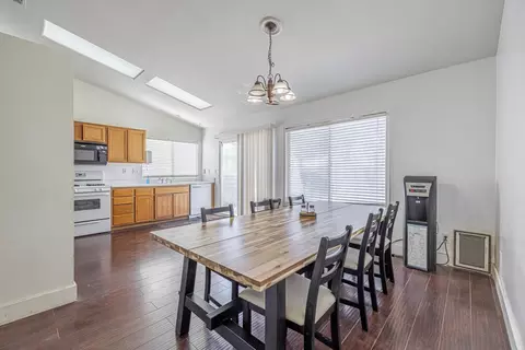 3337 Knott Ct, Lancaster, CA 93535 photo 6