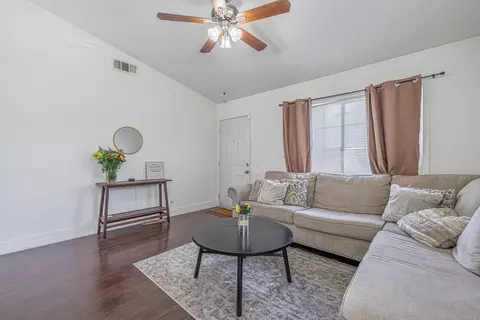 3337 Knott Ct, Lancaster, CA 93535 photo 5