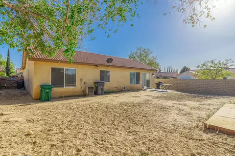 3337 Knott Ct, Lancaster, CA 93535 photo 19