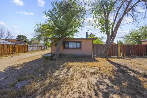 43302 E 7th St, Lancaster, CA 93535 photo 9