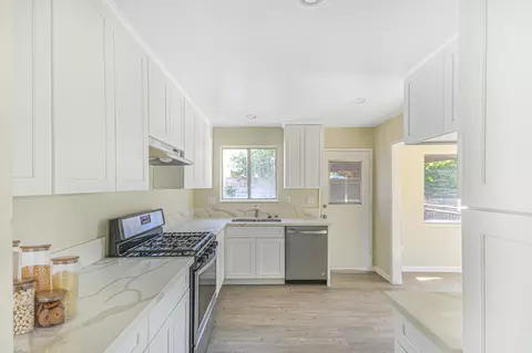 428 Kildare St E, Lancaster, CA 93535 photo 5